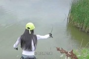 路亚钓鱼，新手女生也能玩得很好（探索钓鱼的乐趣，女生们也能成为路亚高手）
