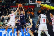 CBA篮球（以篮球CBA进攻防守球员为主题的探讨）