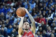 NBA中锋三分命中率排行榜揭晓（探索NBA现役中锋三分能力，揭秘他们的得分秘密）