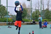 提升篮球防守脚步的训练方案（击败对手，全面提升篮球防守能力）