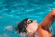游泳比赛中的训练方法和技巧（提升游泳比赛成绩的关键技巧及训练方法）