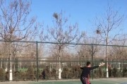 篮球技巧（实用技巧让你轻松突破防守）